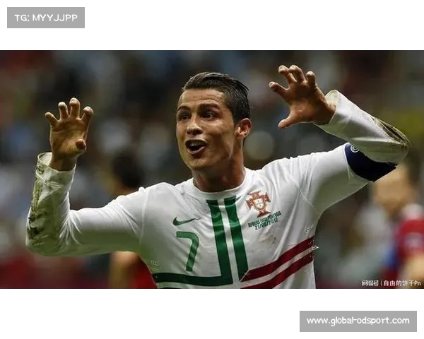 名宿直言C罗即使道歉也无法回归球队 必须离开才能继续前行 名宿直言C罗即使道歉也无法回归球队 必须离开才能继续前行