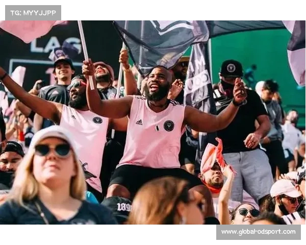 最低4美元看梅西世俱杯首战 FIFA力推6万观众热潮 最低4美元看梅西世俱杯首战 FIFA力推6万观众热潮